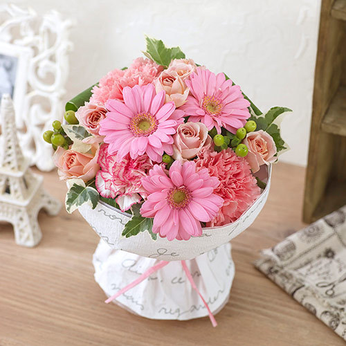そのまま飾れるブーケ「ラブリーピンク」｜花・花束を贈るフラワー 