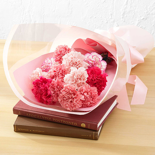 【日比谷花壇】母の日 ピンク色のカーネーションの花束「いつもありがとう」