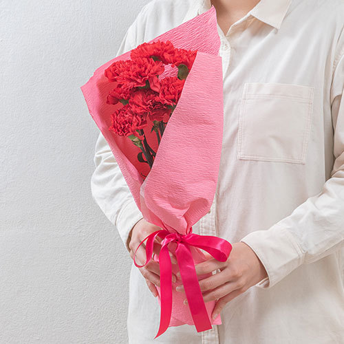 母の日 赤いカーネーションの花束「ありがとうの花」